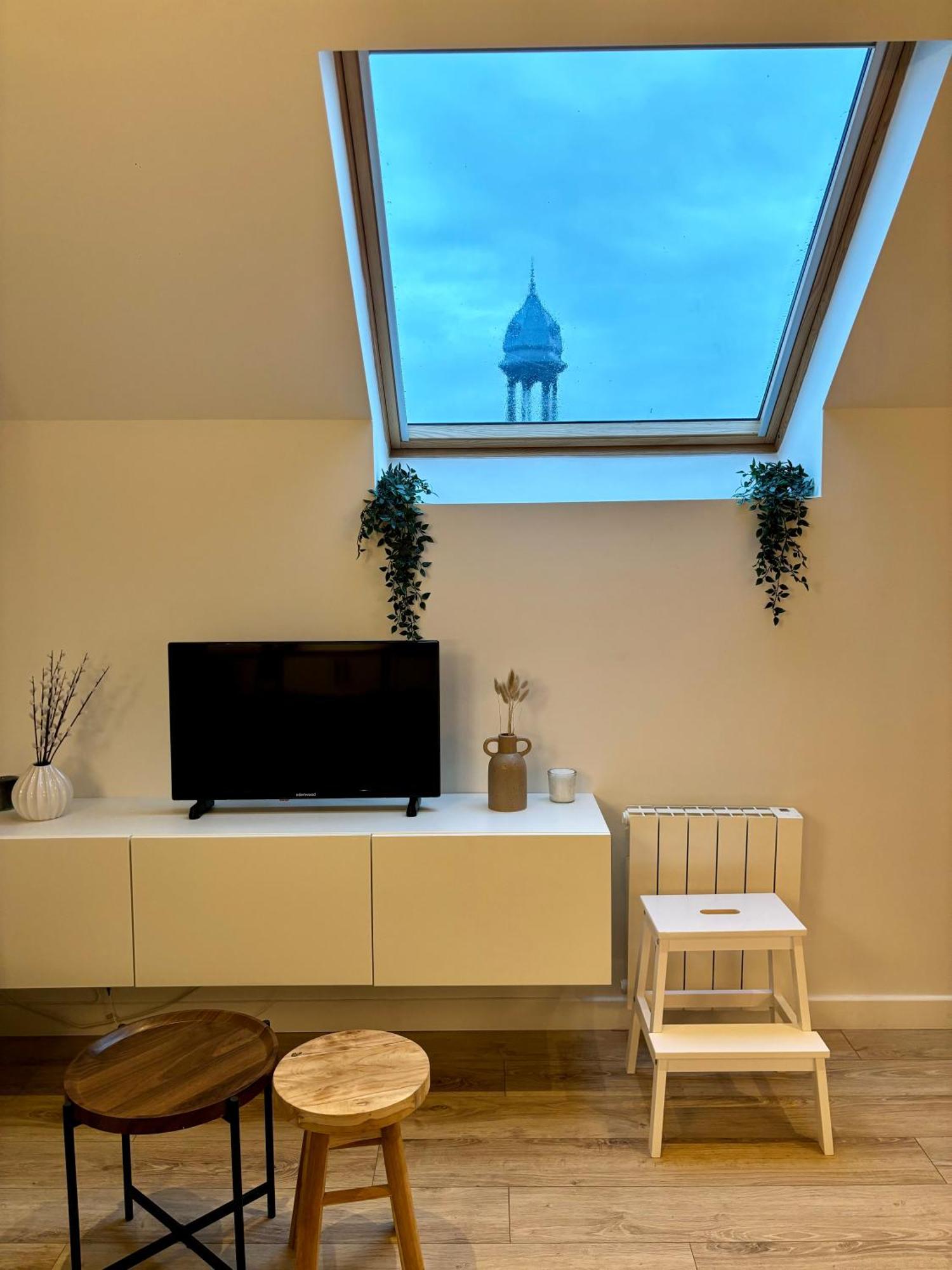 Le Petit Jardin, Proche Gare, Hyper Centre Apartment Камбре Екстериор снимка