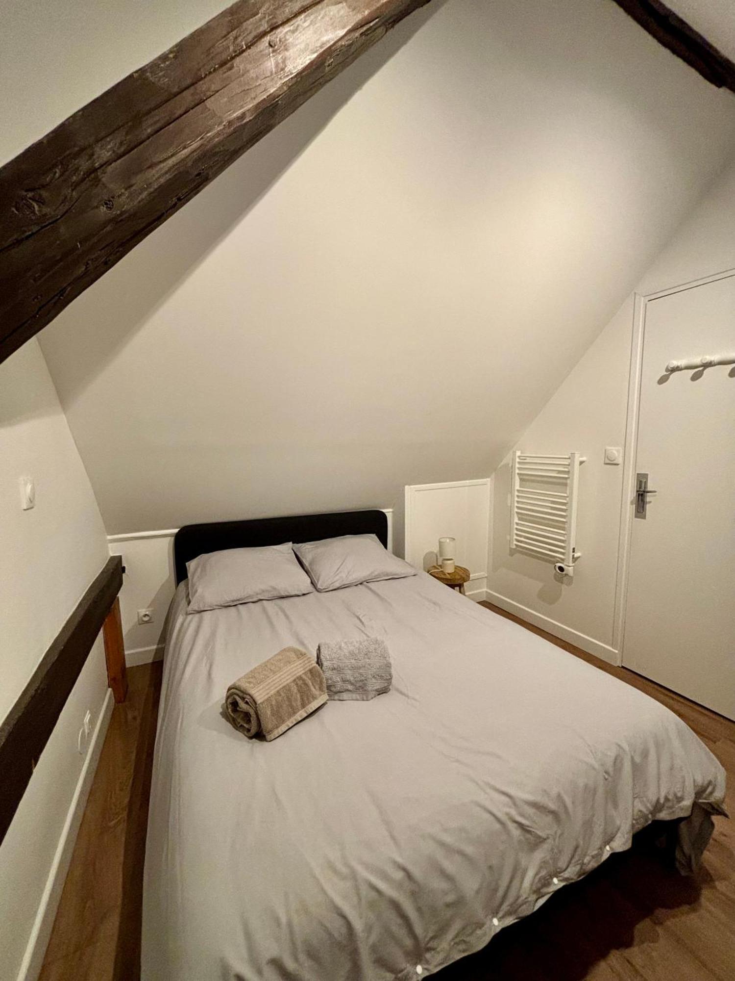 Le Petit Jardin, Proche Gare, Hyper Centre Apartment Камбре Екстериор снимка
